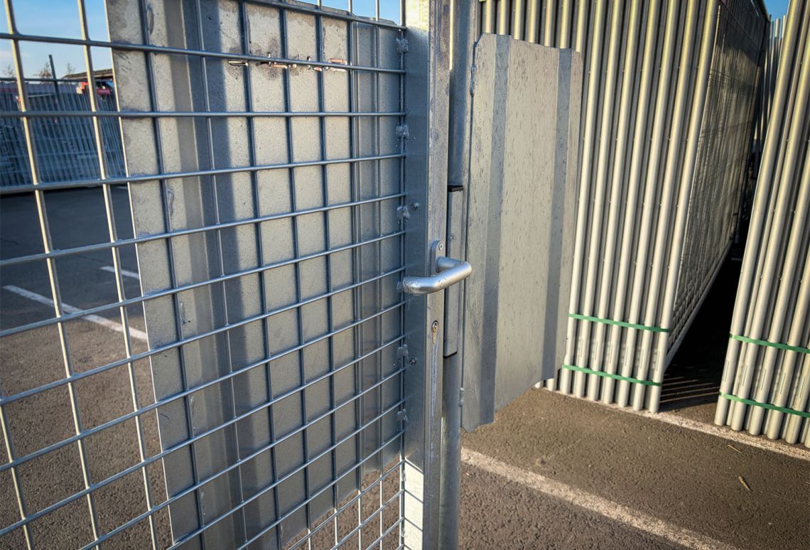 Bouwhek vluchtpoort binnenzijde deurklink