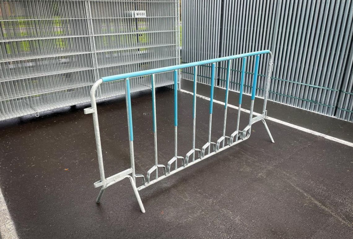 Dranghek fietsenrek met beschermranden