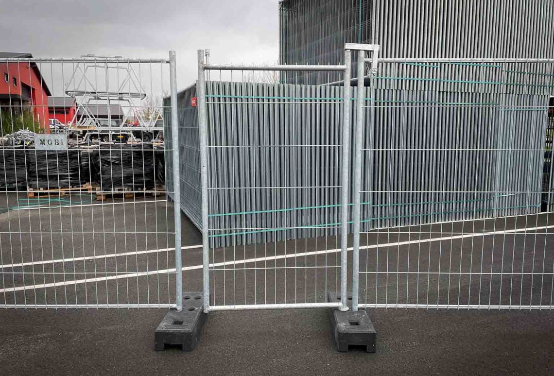 Looppoort | MOBI | Front | Open