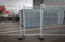 Looppoort | MOBI | Front | Open