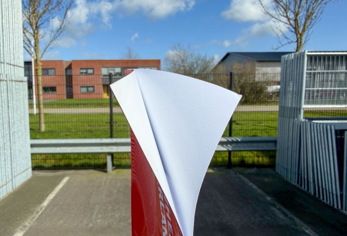 Sticker | Dranghek | 18 Spijlen | event | Plakrand voorbeeld