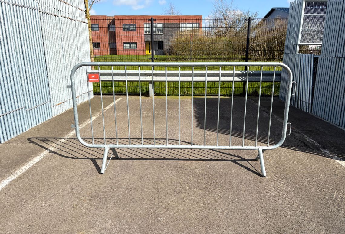 Sticker | Dranghek 16 spijlen licht | Voorbeeld hek